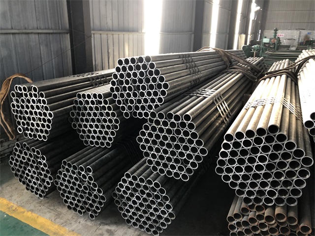 唐山小口径厚壁无缝钢管